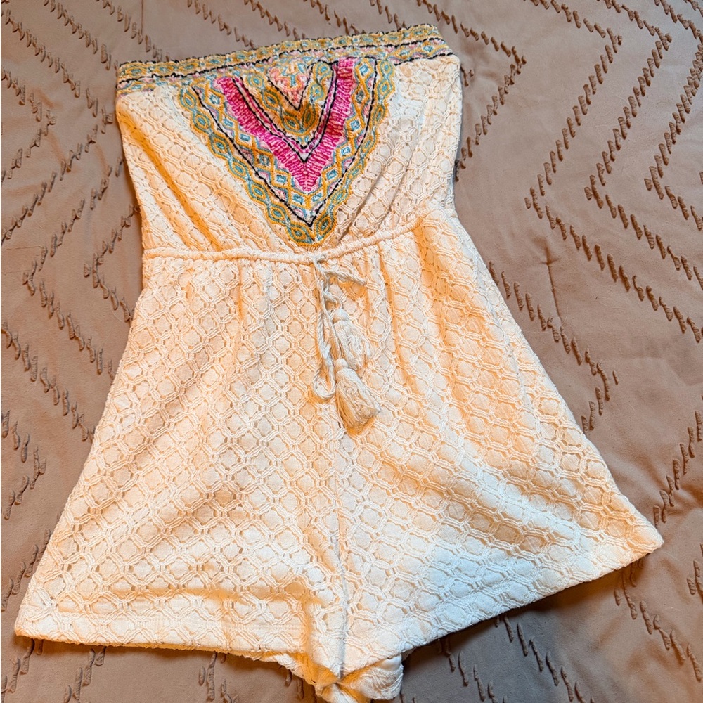 Xhilaration Cream Lace Romper with Multicolor Accents